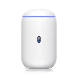 Routeur Ubiquiti UniFi Express UX – 1 WAN et 1 LAN GbE, Wi-Fi 6, écran 0,96 pouce